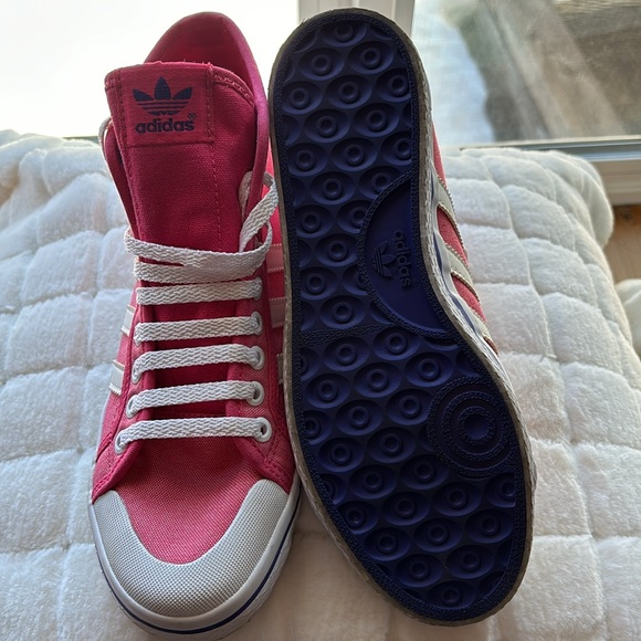 Adidas high tops Limited edition. - Picture 3 of 3